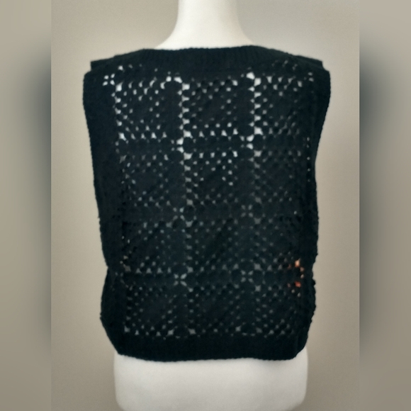 NWT Rebellion crocheted sweater vest L - Picture 7 of 10